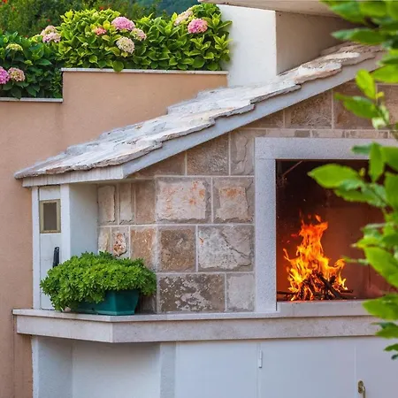 Anima In Makarska, Private Pool Villa *